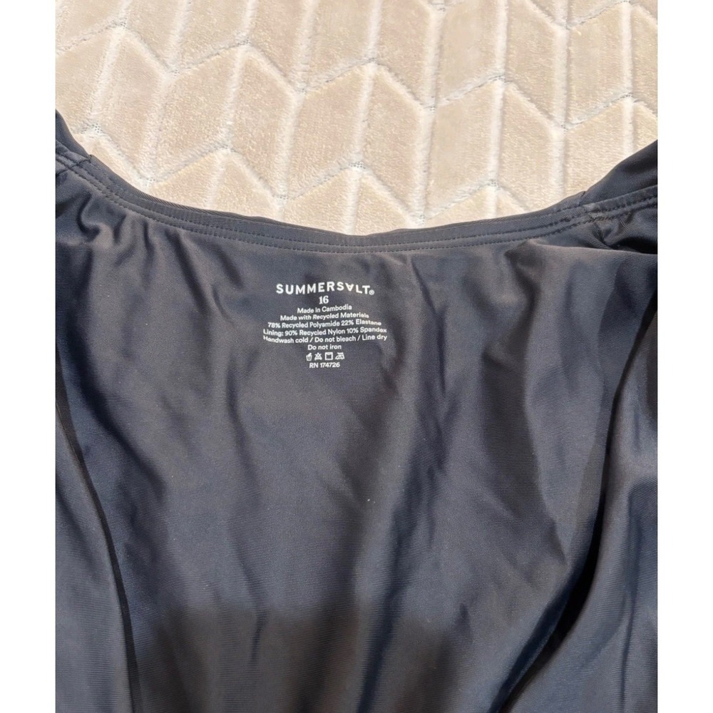Summersalt The Breaker One Piece Swimsuit Size 16 Black V-Neck Pool Beach Resort - Picture 12 of 14
